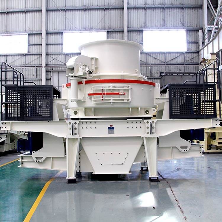 Sand making machine